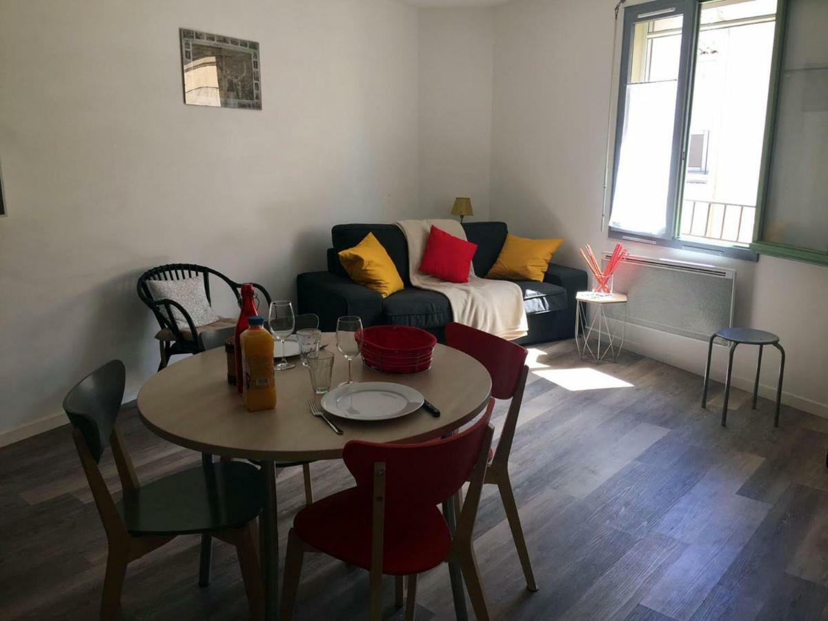 Appartement De Charme Au Calme カステルノ・ル・レ エクステリア 写真